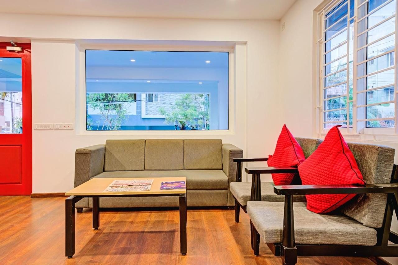 Oyo Townhouse 74871 Thoraipakkam Hotel Madras Buitenkant foto
