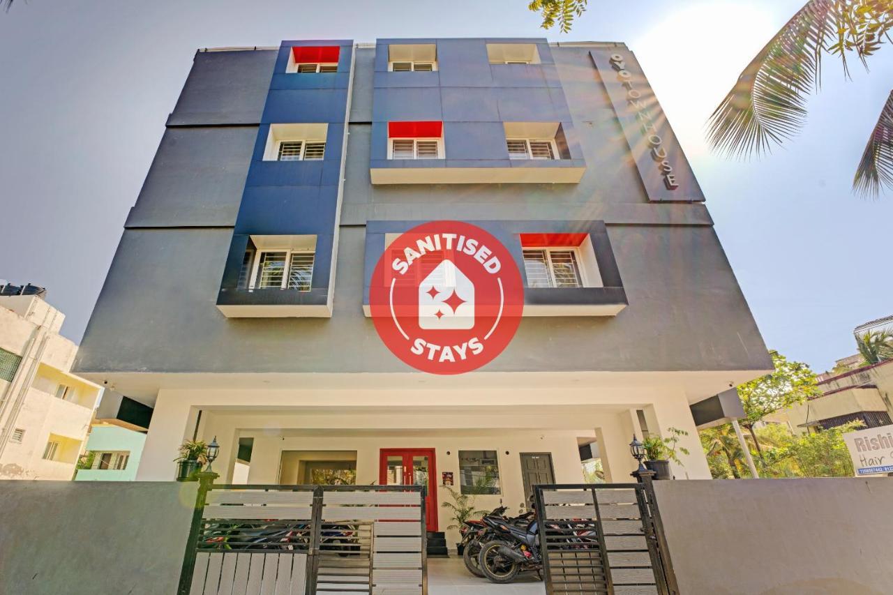Oyo Townhouse 74871 Thoraipakkam Hotel Madras Buitenkant foto