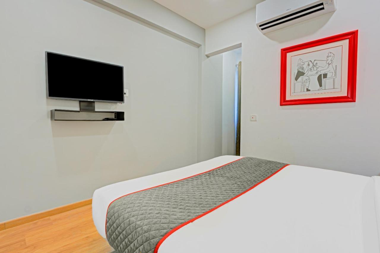 Oyo Townhouse 74871 Thoraipakkam Hotel Madras Buitenkant foto